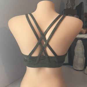 Lululemon Energy bra savasana camo fatigue green